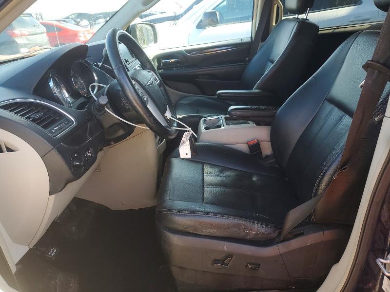 2016 Chrysler Town & Country Touring l