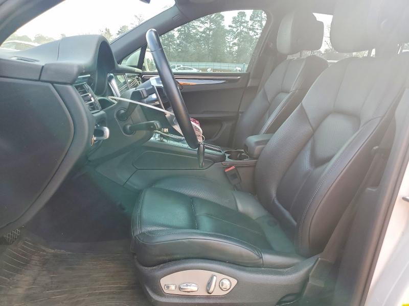 2021 Porsche Macan