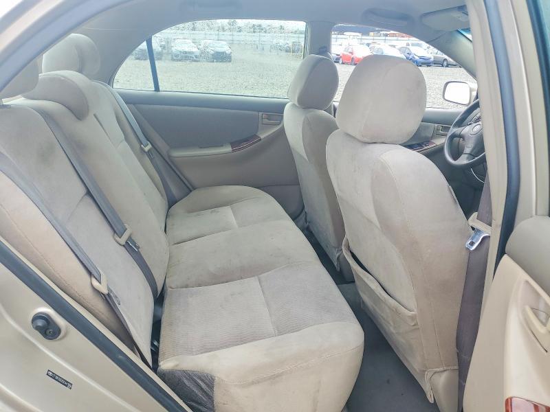 2005 Toyota Corolla le
