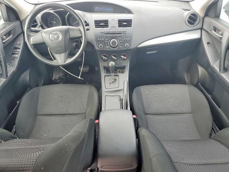 2013 Mazda 3 I