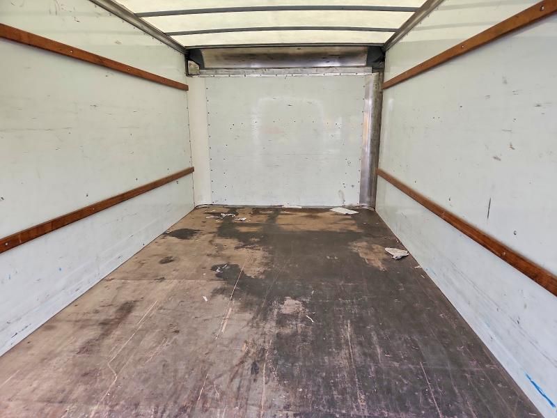 2021 GMC Savana BOX Truck