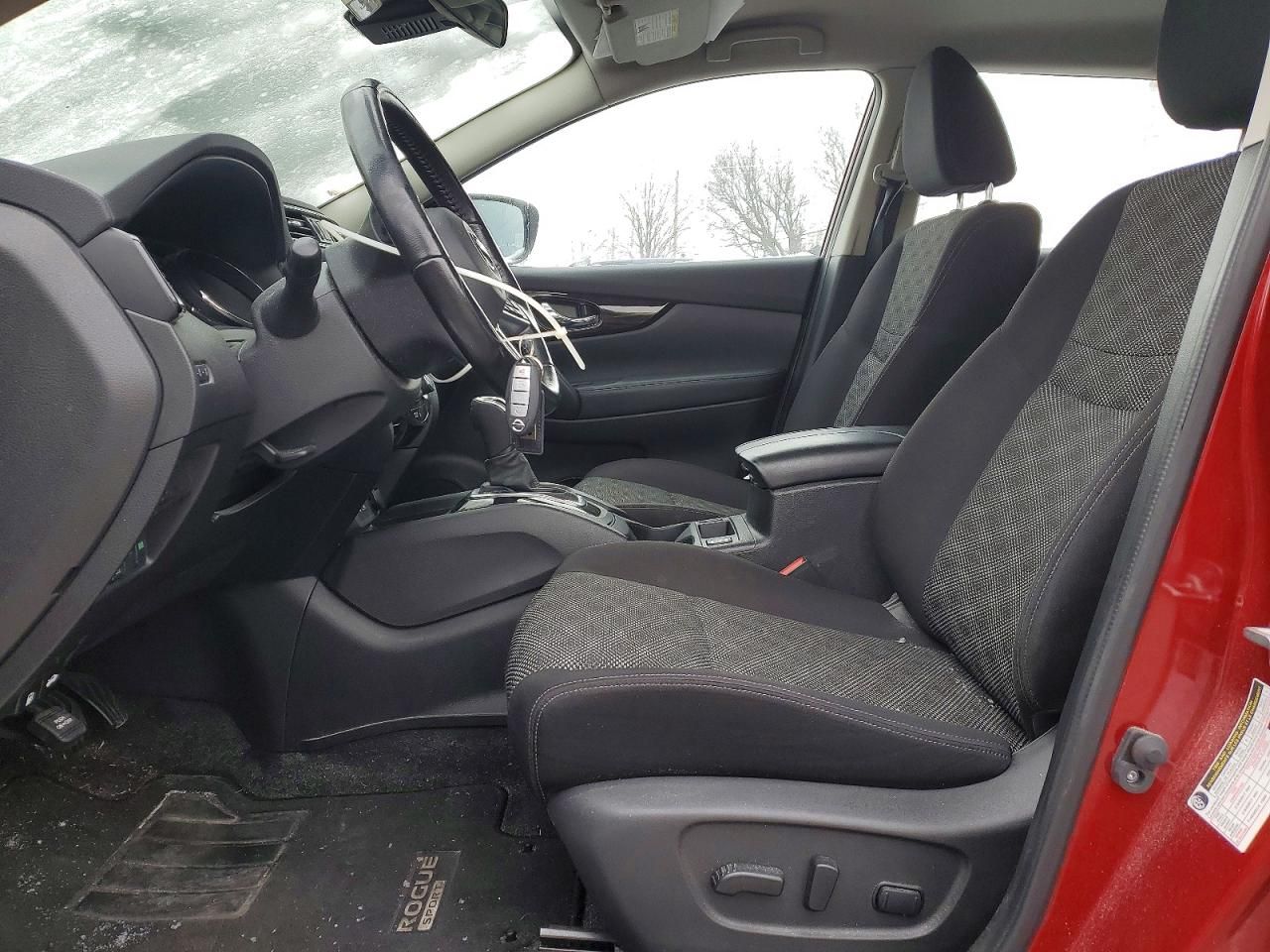 2020 Nissan Rogue Sport s