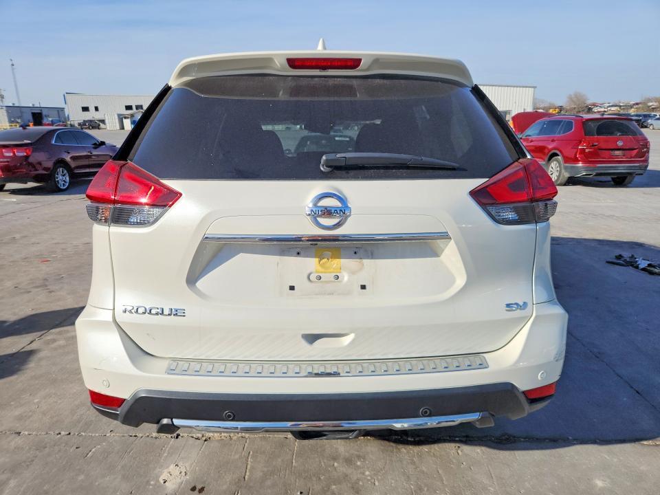 2019 Nissan Rogue sv