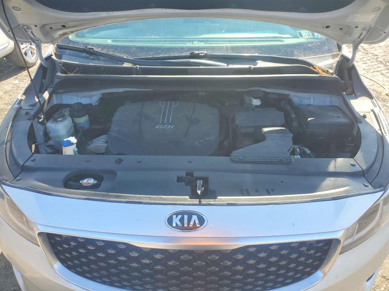 2016 KIA Sedona lx