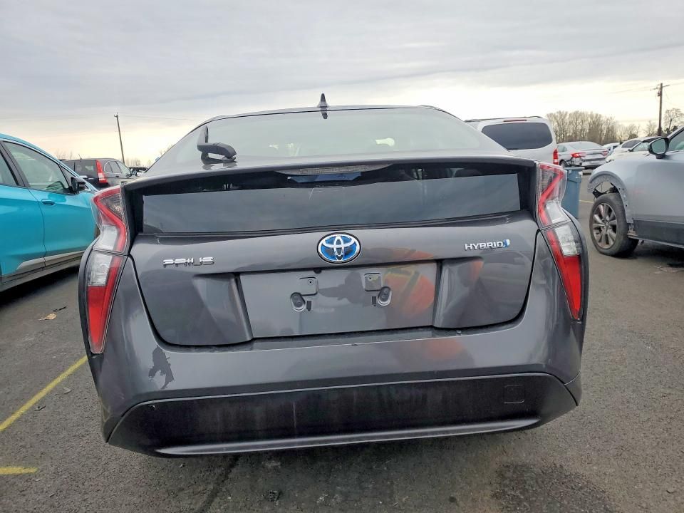 2016 Toyota Prius