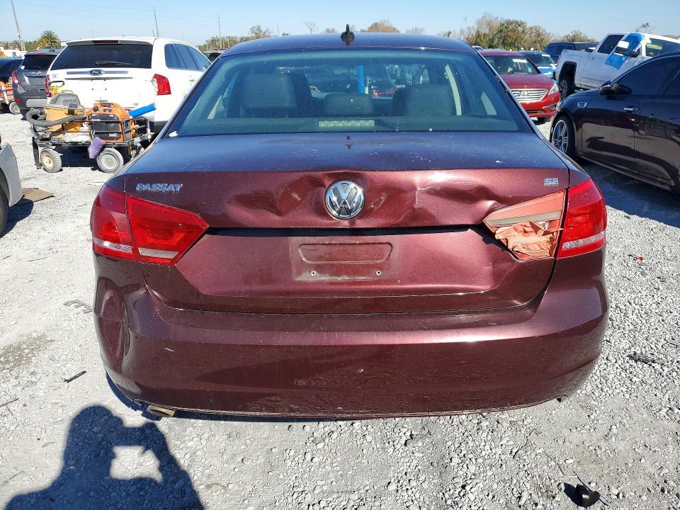 2013 Volkswagen Passat se