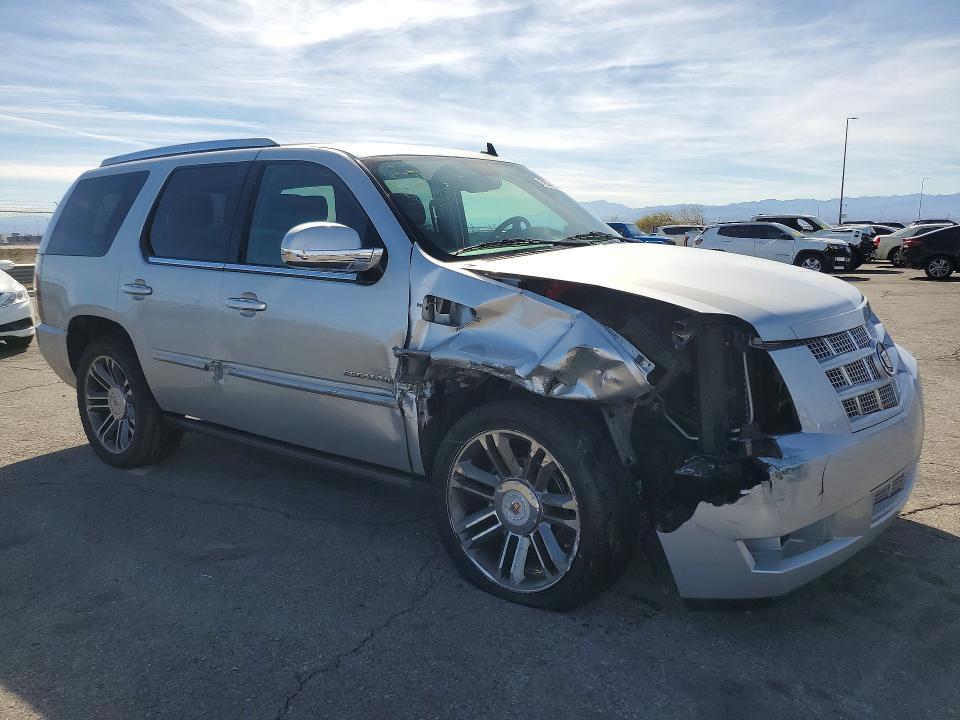 2014 Cadillac Escalade Premium