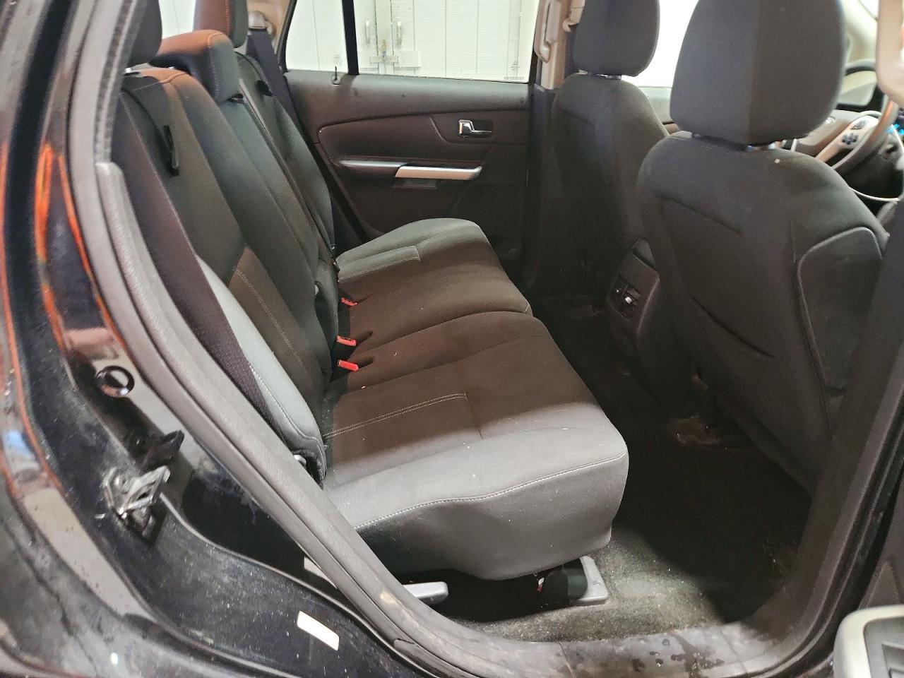 2013 Ford Edge se