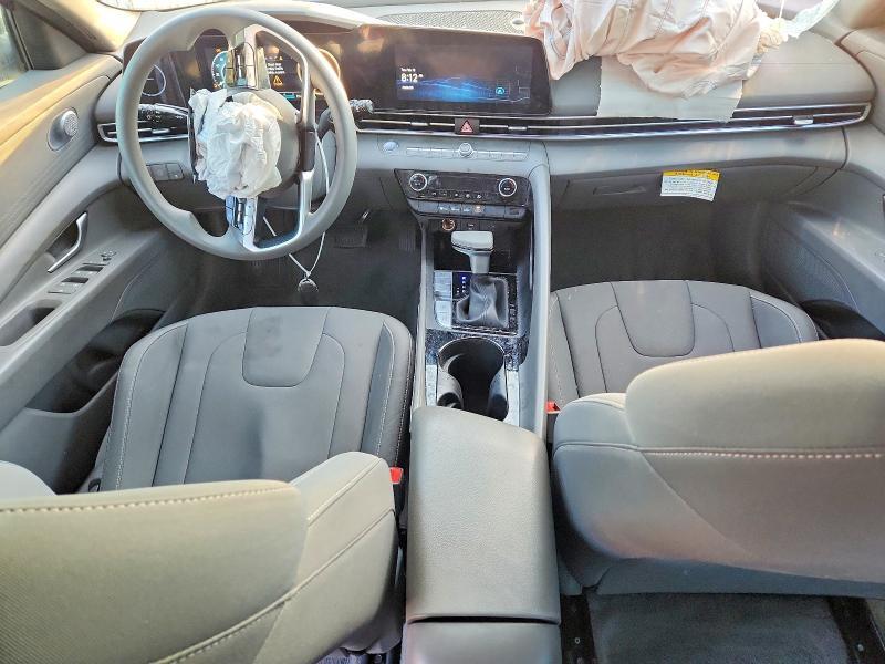 2024 Hyundai Elantra Blue