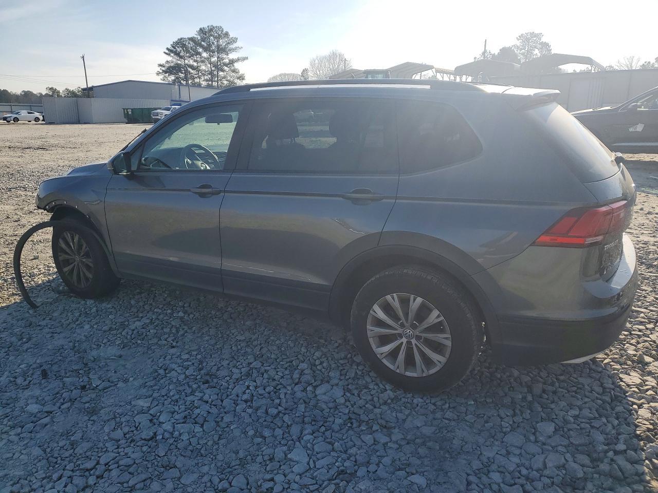2018 Volkswagen Tiguan s