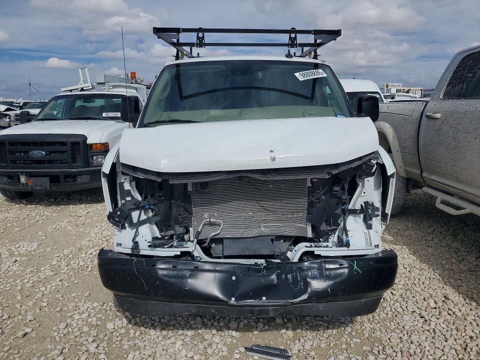 2025 Chevrolet Express G2500 Utility / Service van