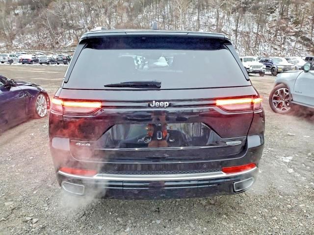 2022 Jeep Grand Cherokee Summit