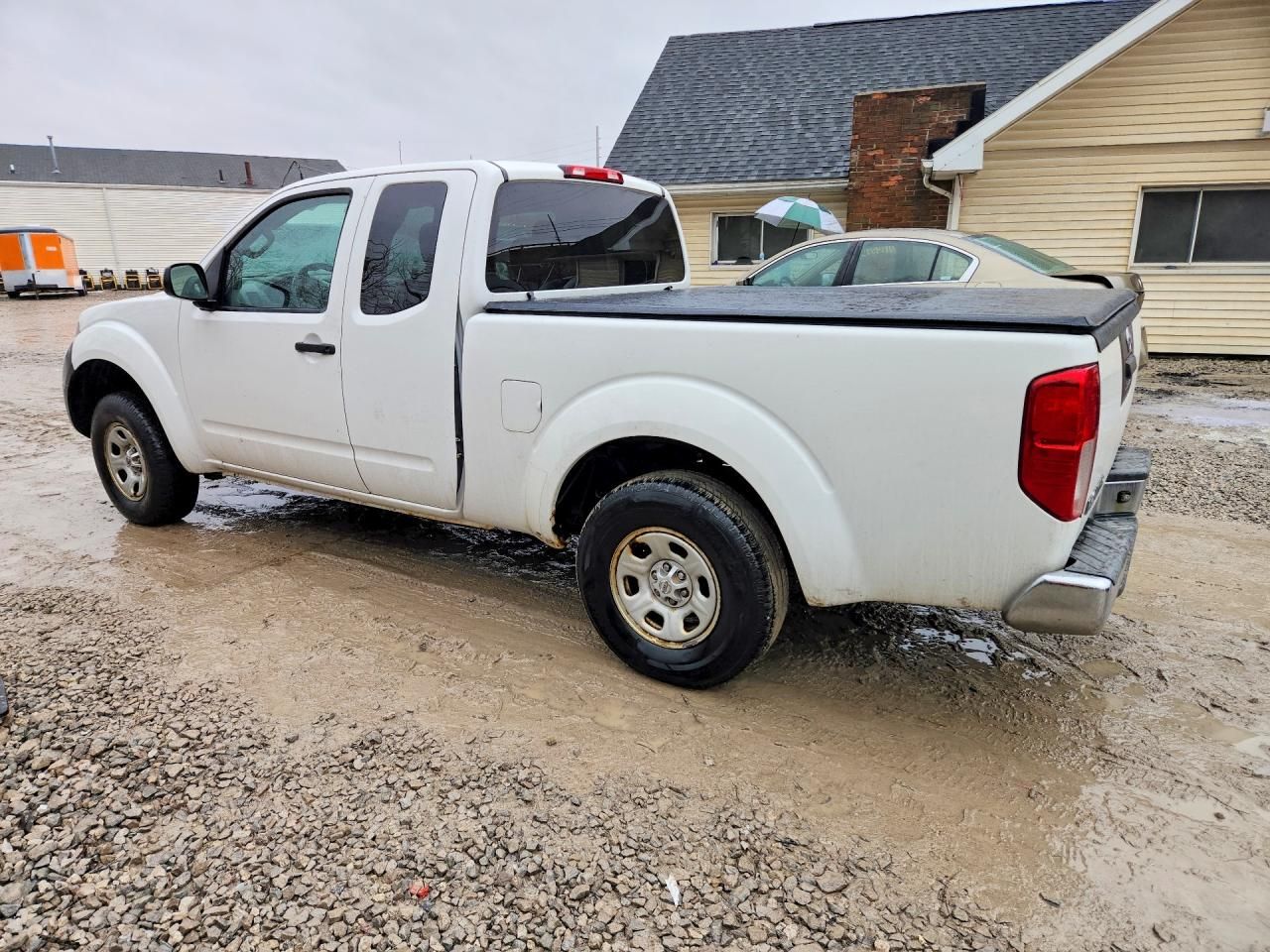 2014 Nissan Frontier s