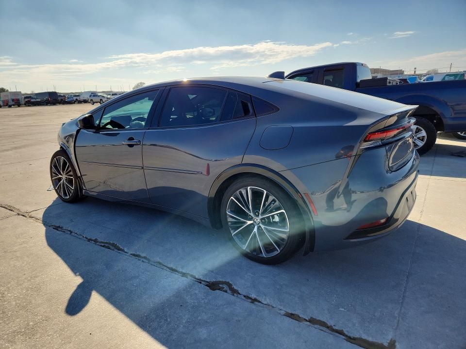 2024 Toyota Prius le