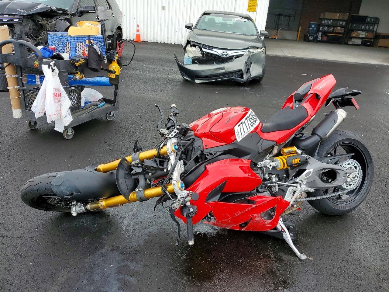 2026 Ducati Panigale V2