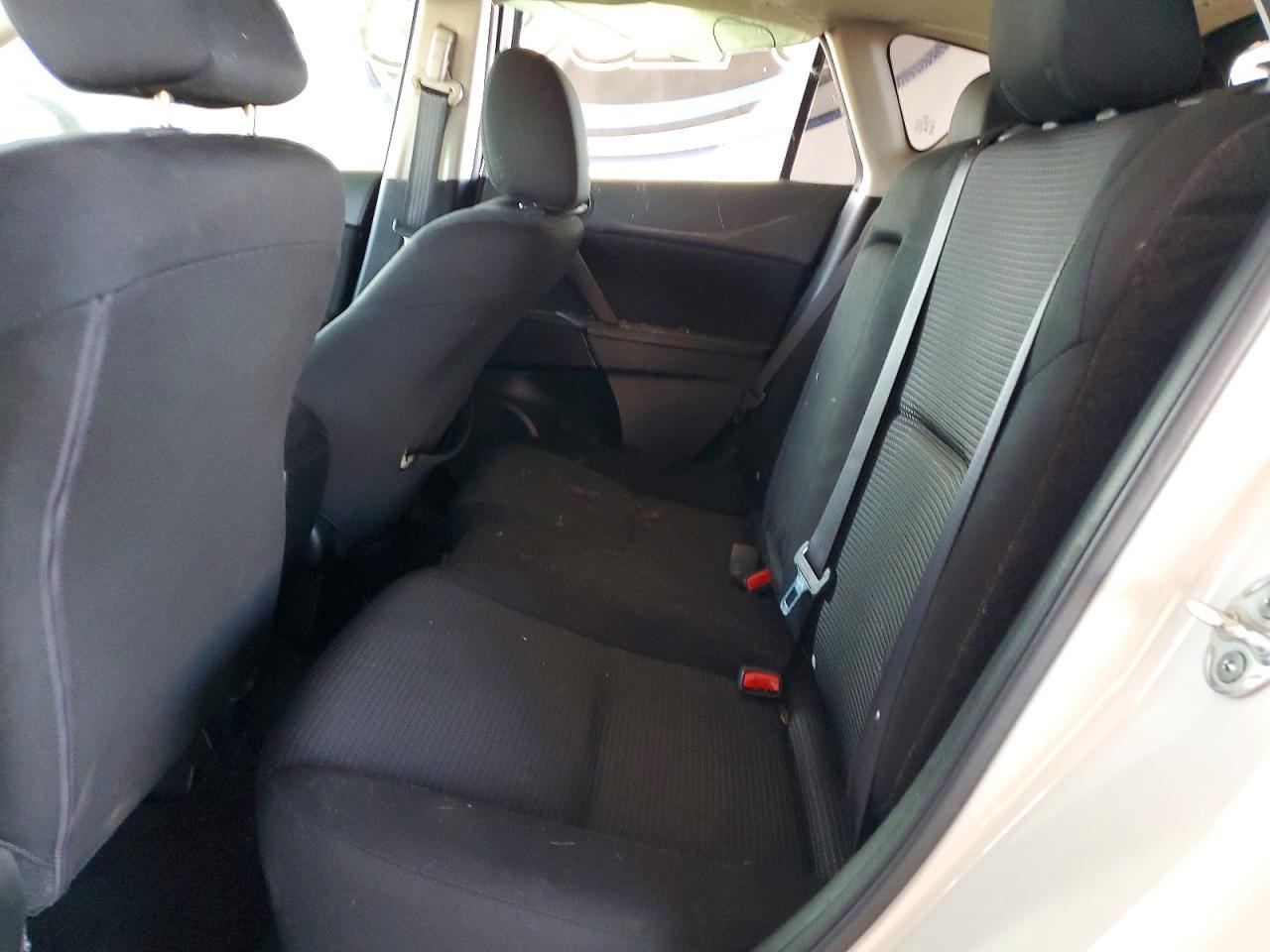 2012 Mazda 3 I