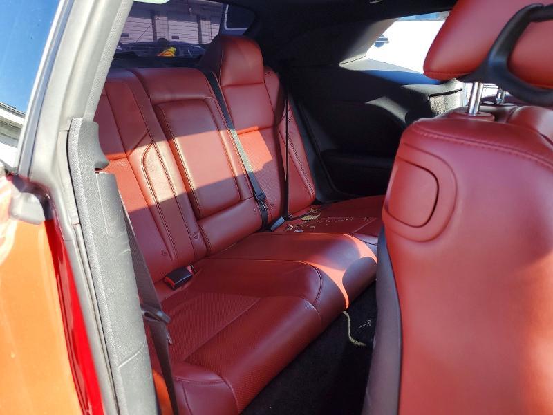 2015 Dodge Challenger sxt Plus
