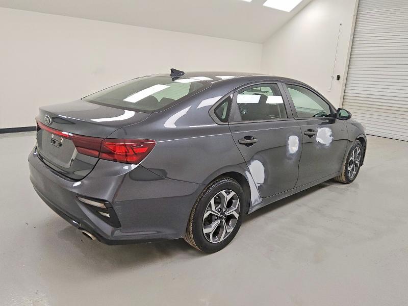 2021 KIA Forte fe