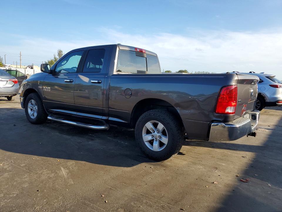 2015 Dodge RAM 1500 SLT