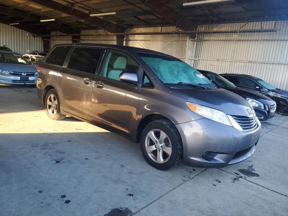 2011 Toyota Sienna Base