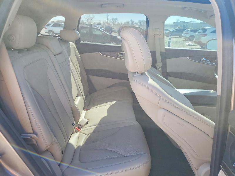 2020 Lincoln Nautilus Reserve