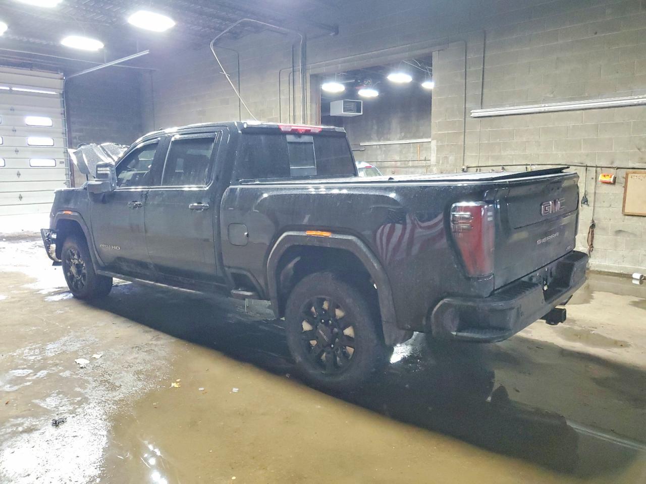 2025 GMC Sierra K2500 AT4