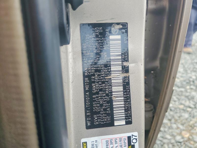 2005 Toyota Corolla le
