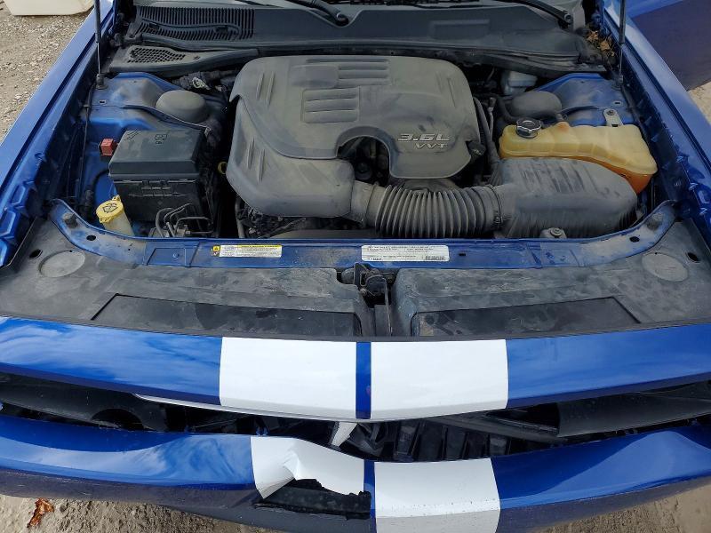 2012 Dodge Challenger sxt