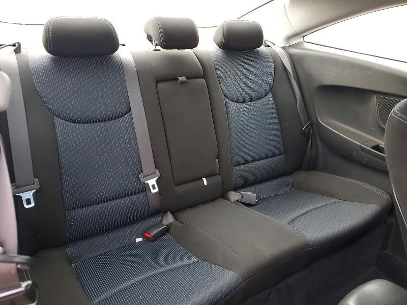 2013 Hyundai Elantra Coupe gs