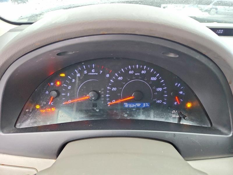 2011 Toyota Camry le