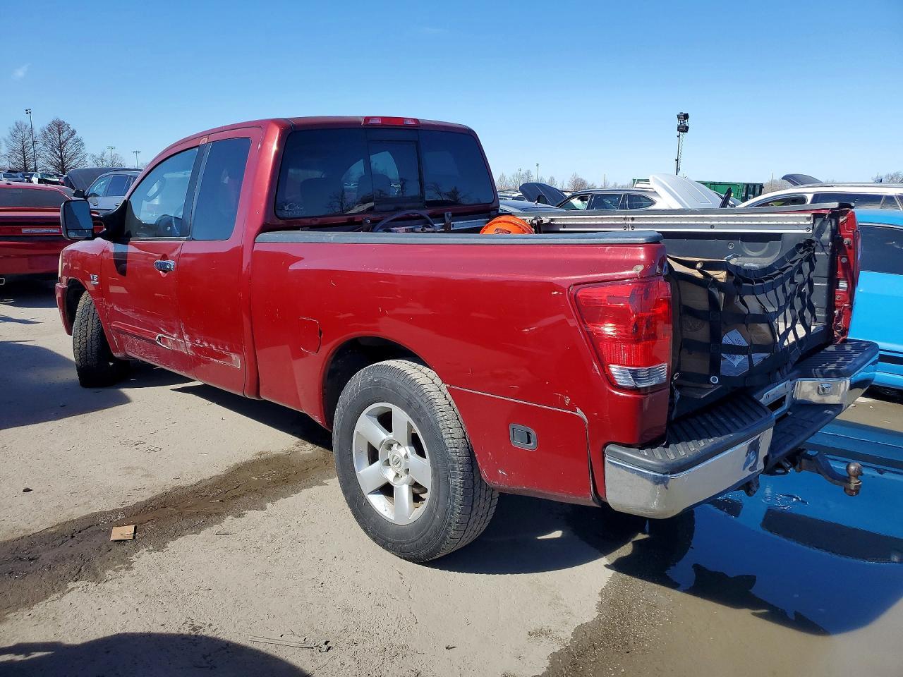 2004 Nissan Titan XE
