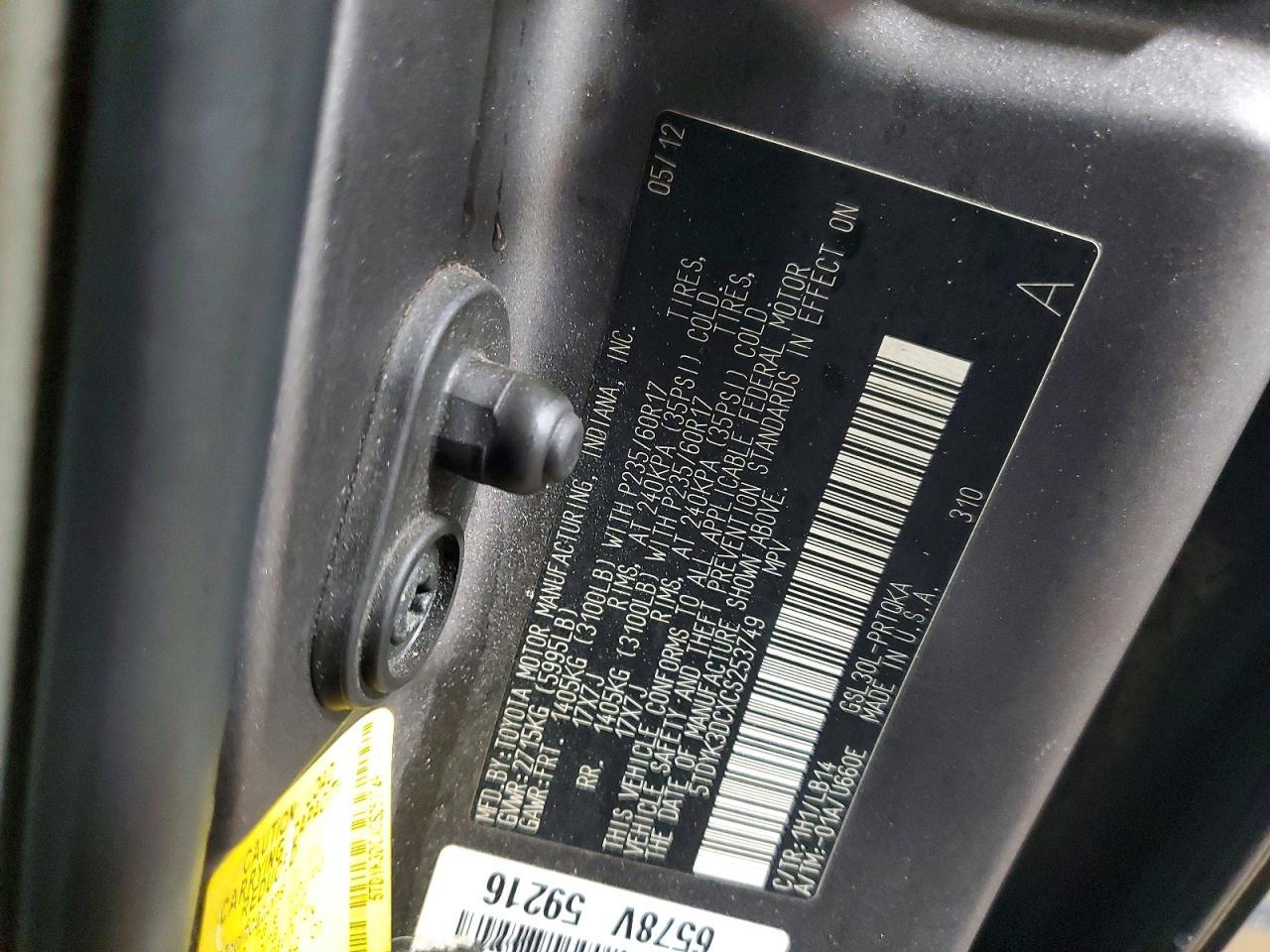 2012 Toyota Sienna xle 8-passenger