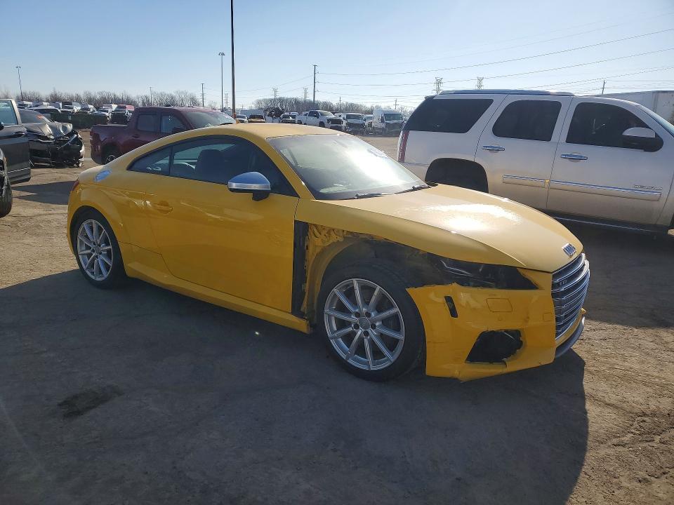 2016 Audi TTS
