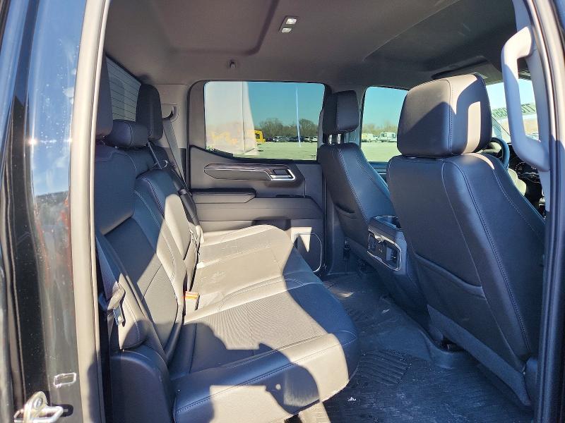 2023 GMC Sierra K1500 slt