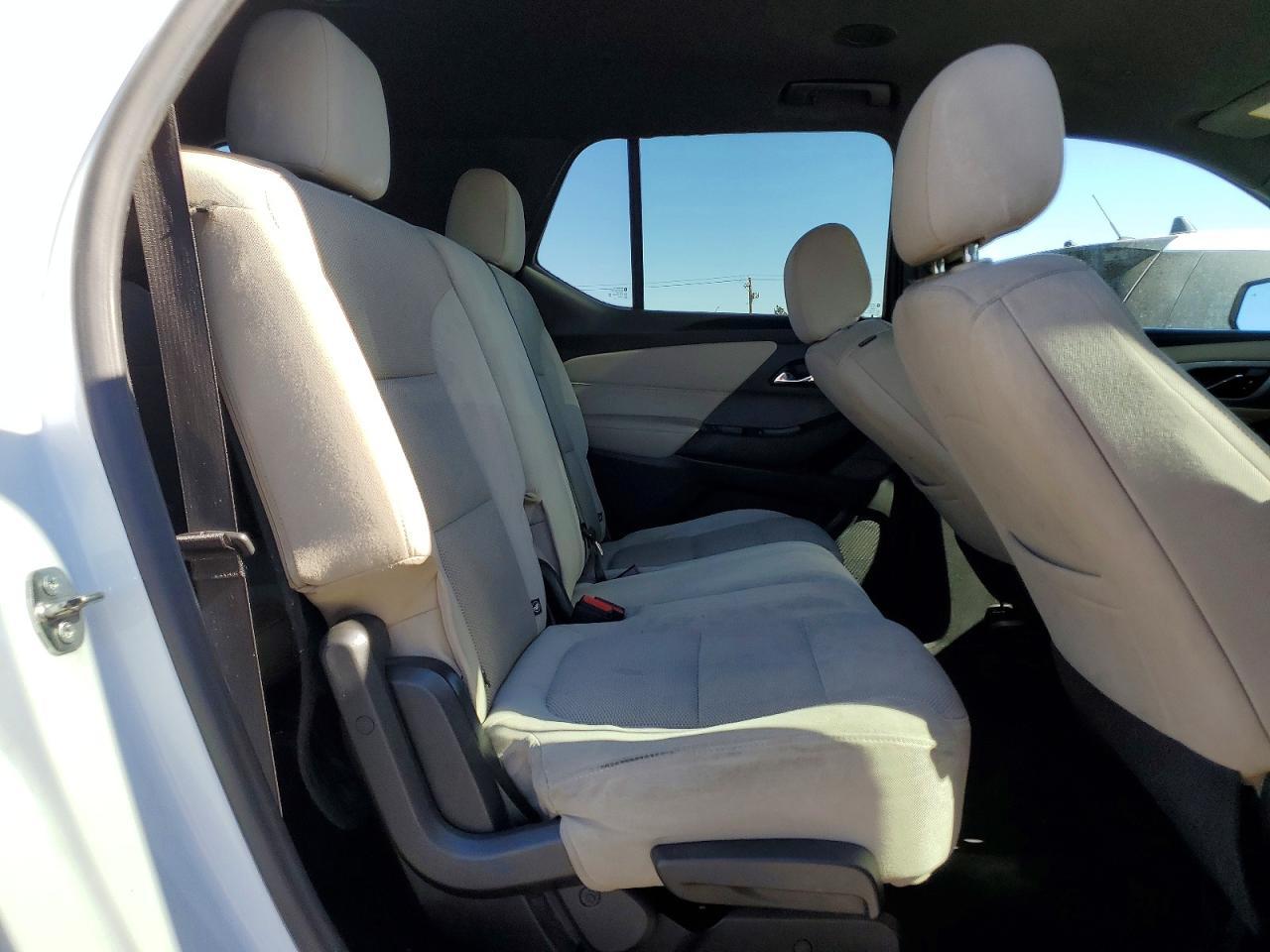 2022 Chevrolet Traverse ls