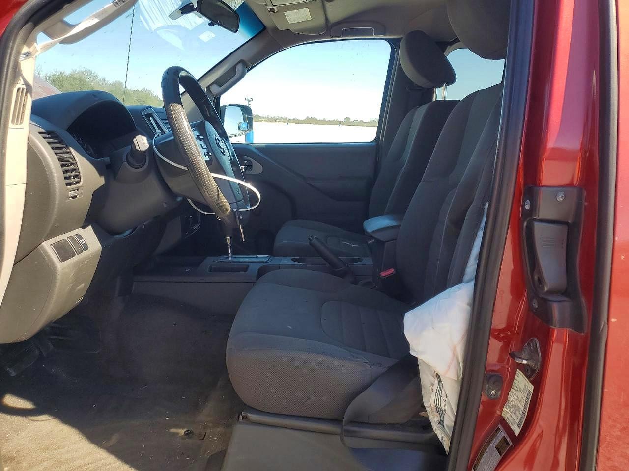 2015 Nissan Frontier S