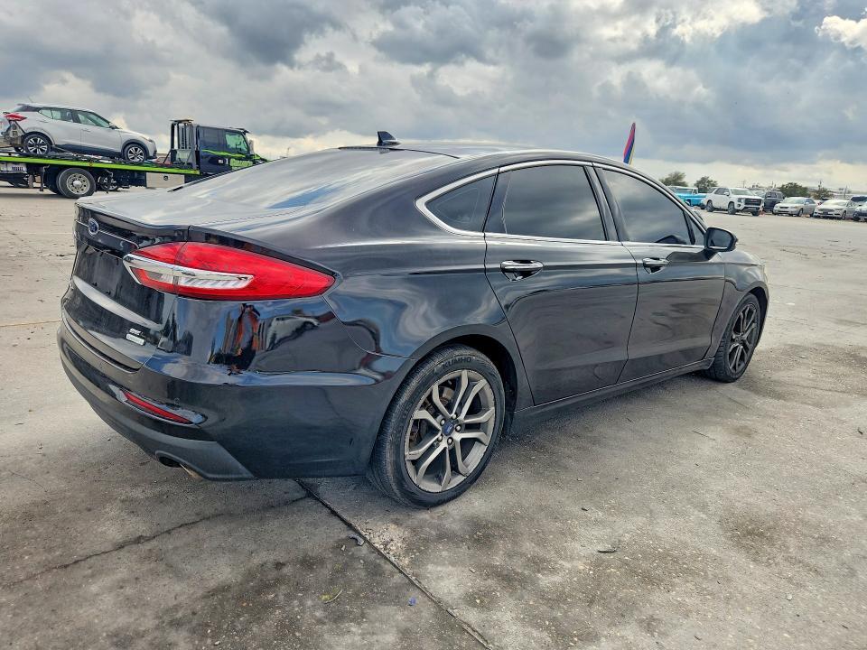 2019 Ford Fusion sel