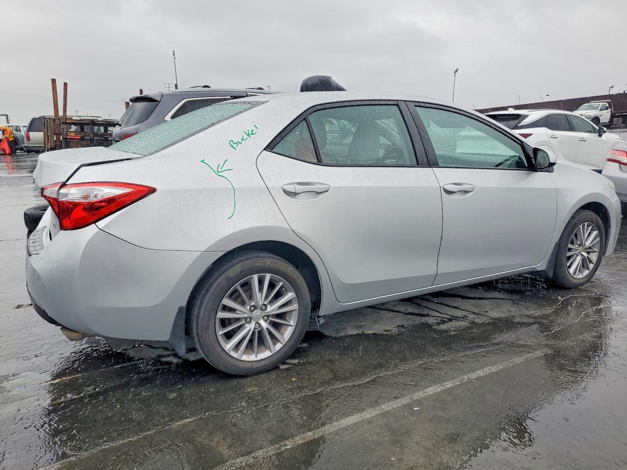2015 Toyota Corolla l