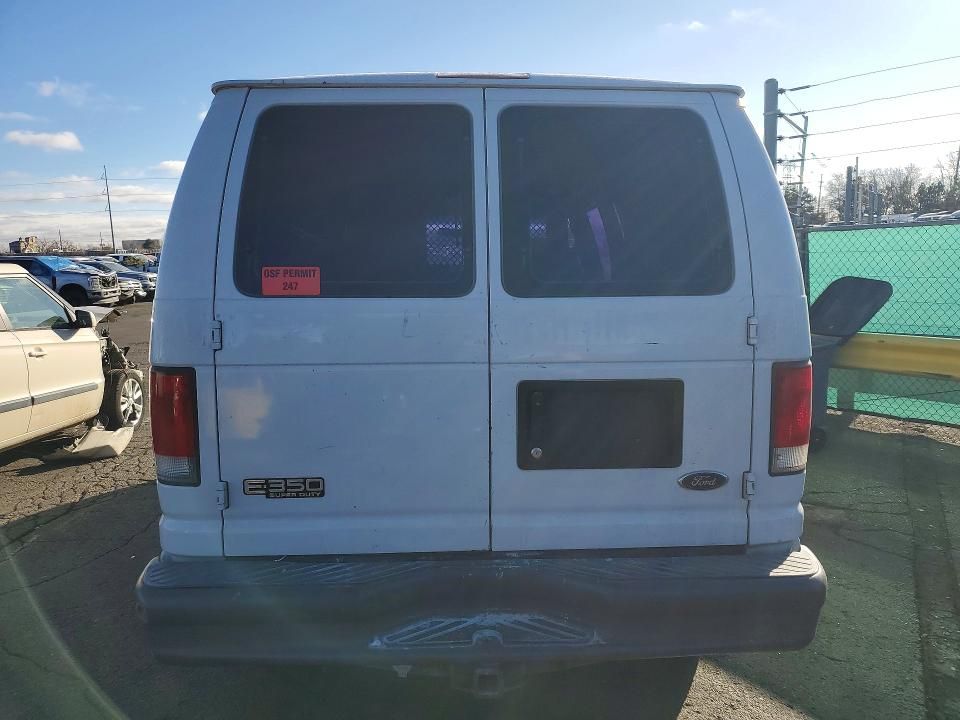 2001 Ford Econoline E350 Super Duty van