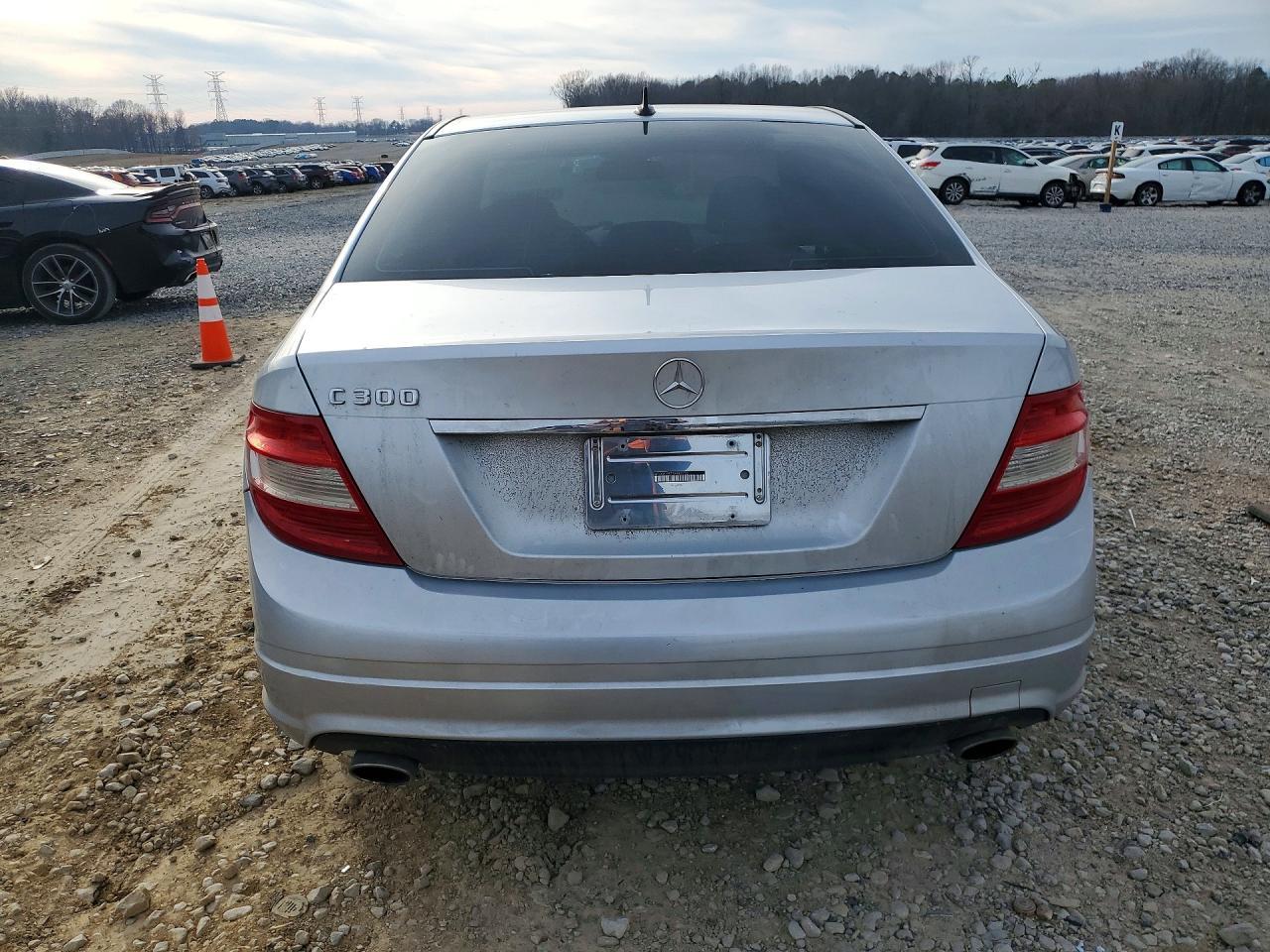 2011 Mercedes-Benz C300