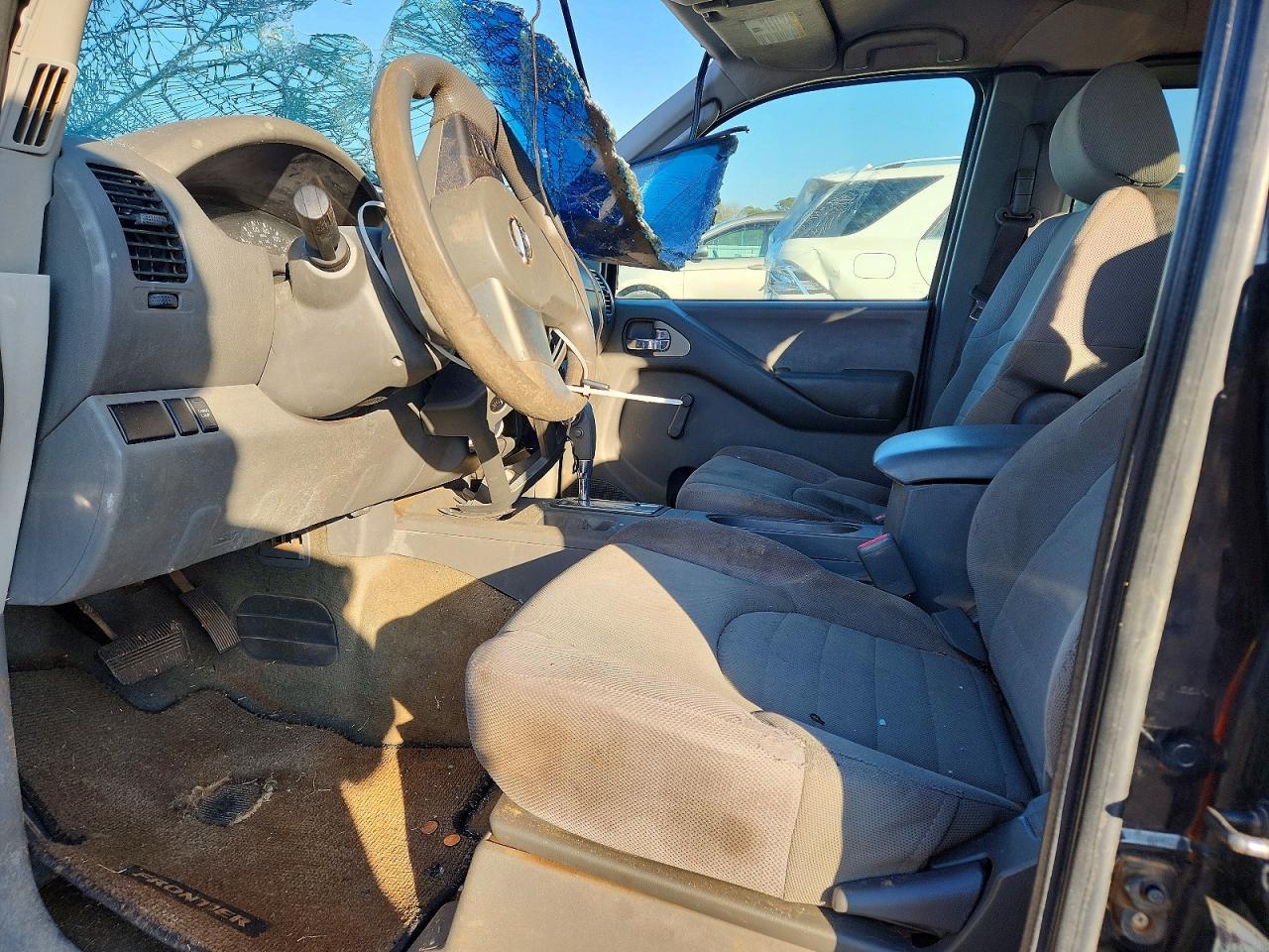 2006 Nissan Frontier King cab xe