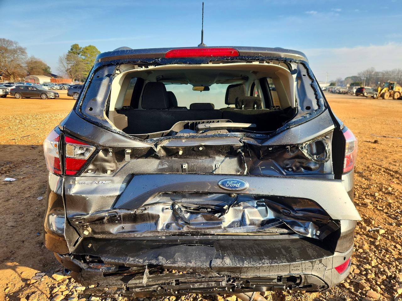 2019 Ford Escape s