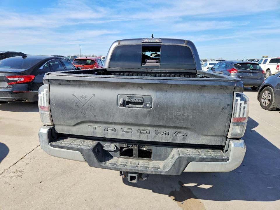 2017 Toyota Tacoma Double cab