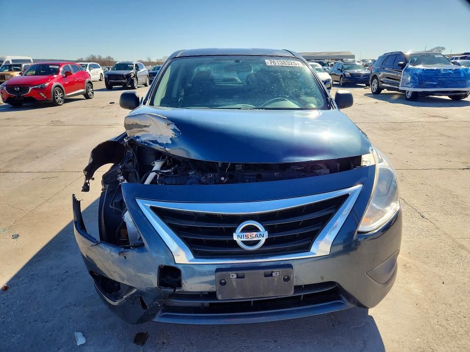 2015 Nissan Versa s