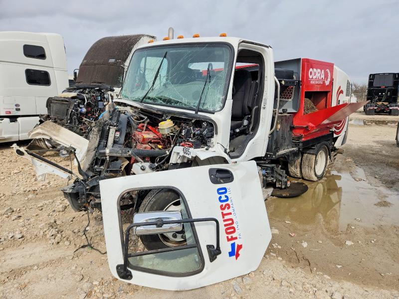 2024 Freigliner 2024  Freightliner Business Class M2 Sweeper Truck