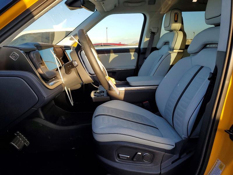 2023 Rivian R1S Adventure