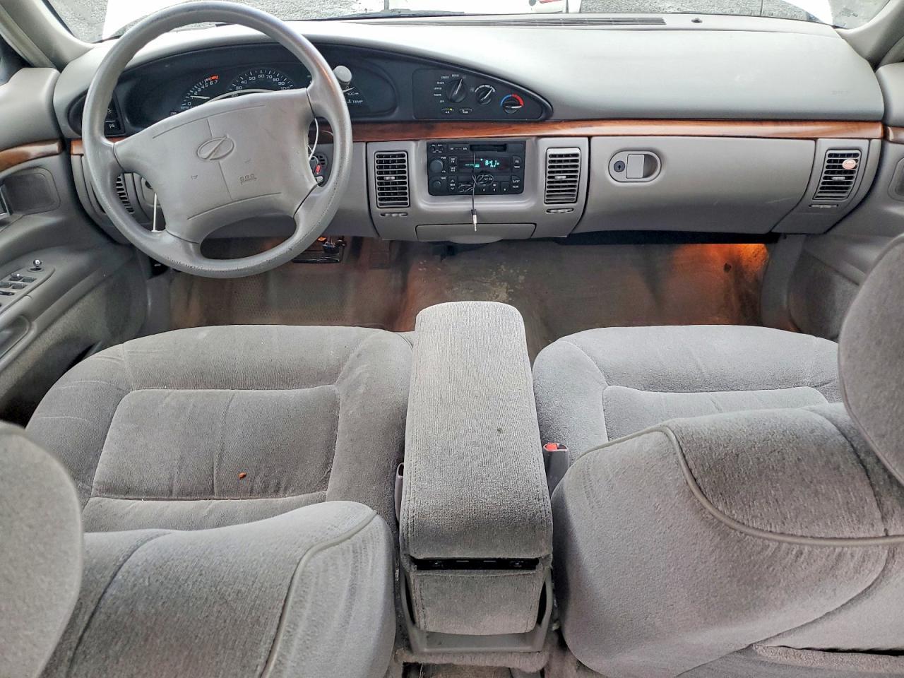 1998 Oldsmobile 88 Base