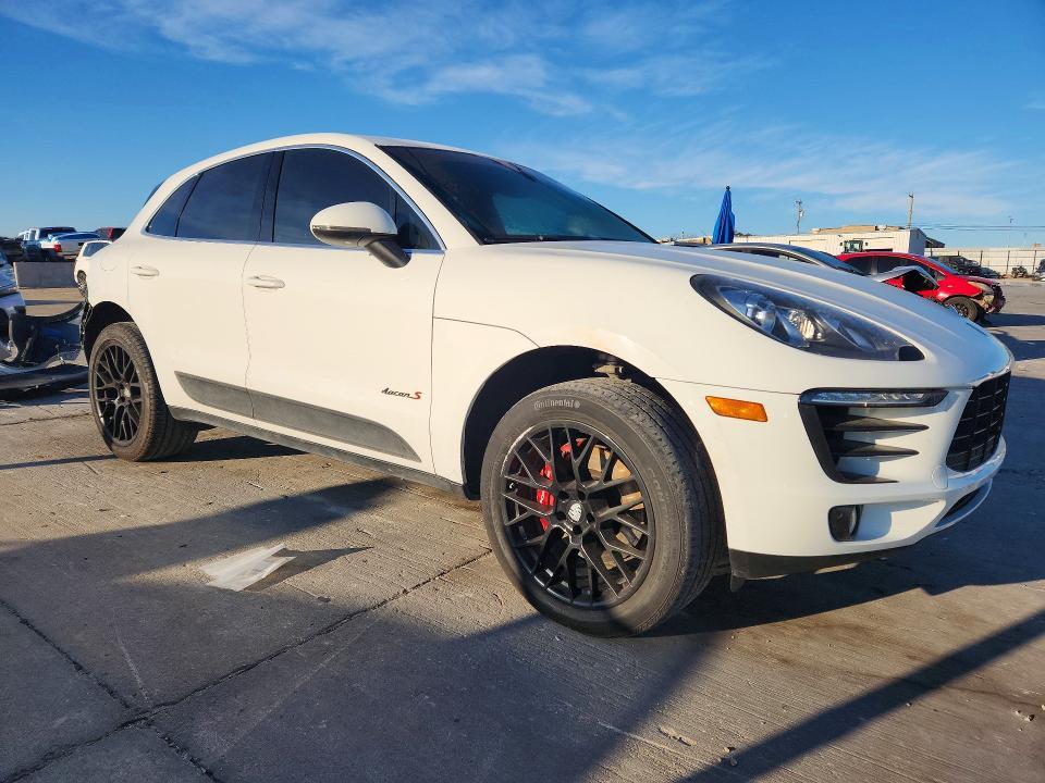 2015 Porsche Macan s