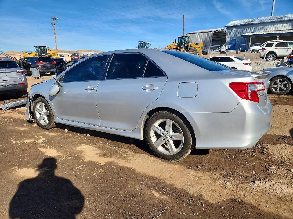 2014 Toyota Camry l