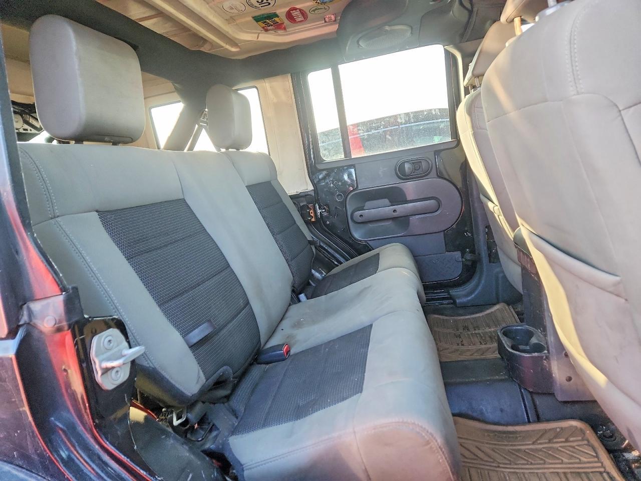 2010 Jeep Wrangler Unlimited Sport